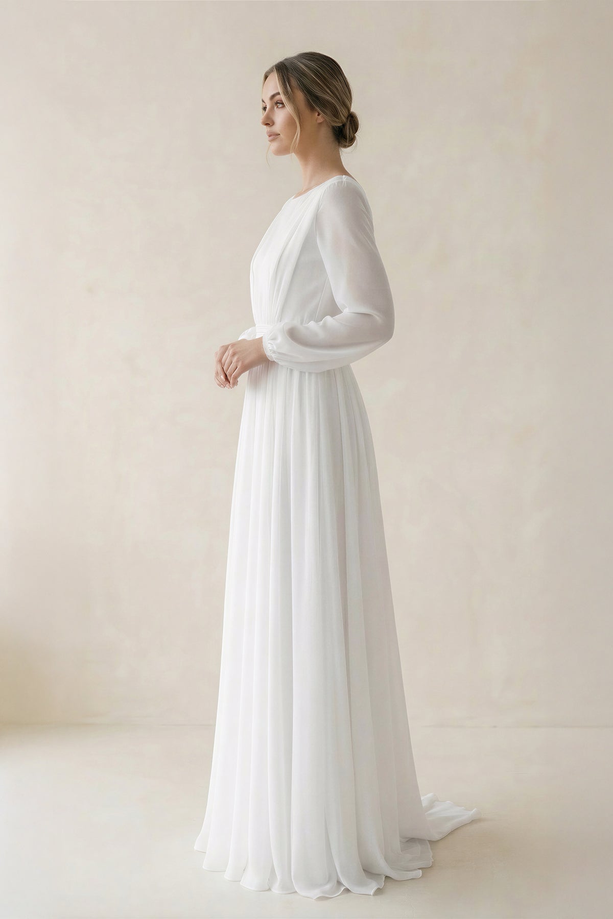 A-Line Boat Neck Chiffon Wedding Dresses in White
