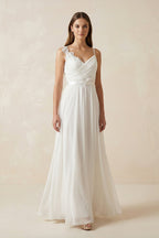 A-Line Spaghetti-Straps Chiffon Wedding Dress With Appliques in White