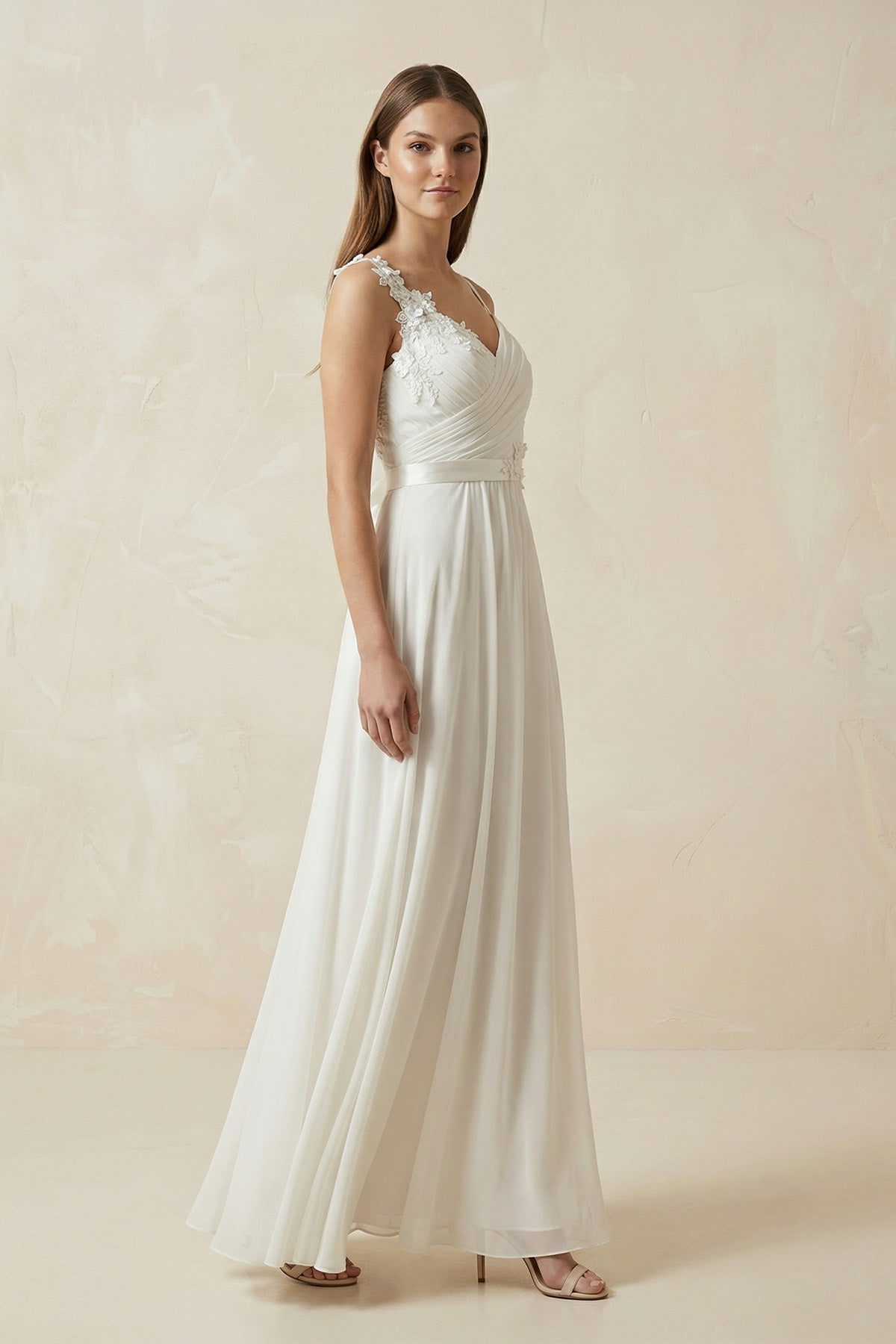 A-Line Spaghetti-Straps Chiffon Wedding Dress With Appliques in White