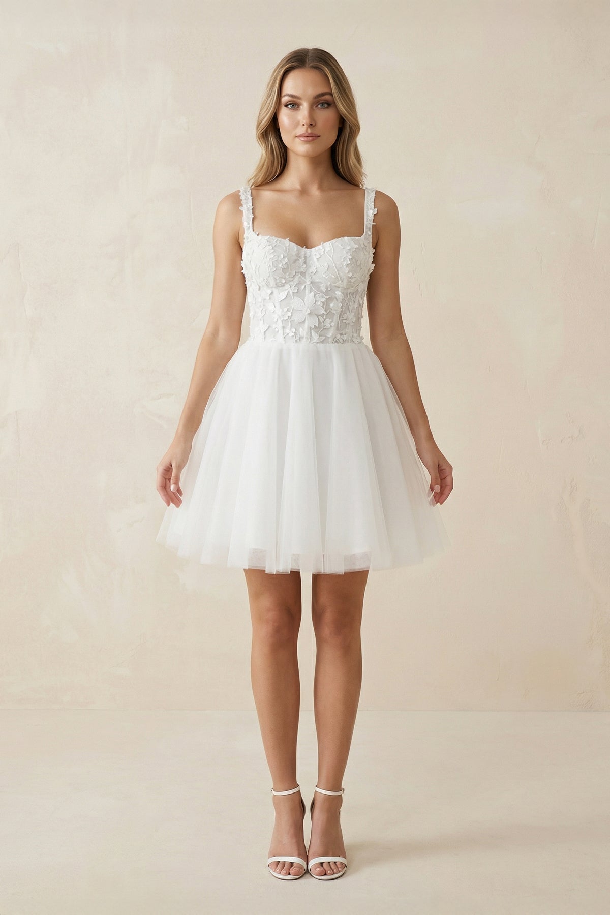 A Line Sweetheart Tulle Mini Wedding Dress With Appliques