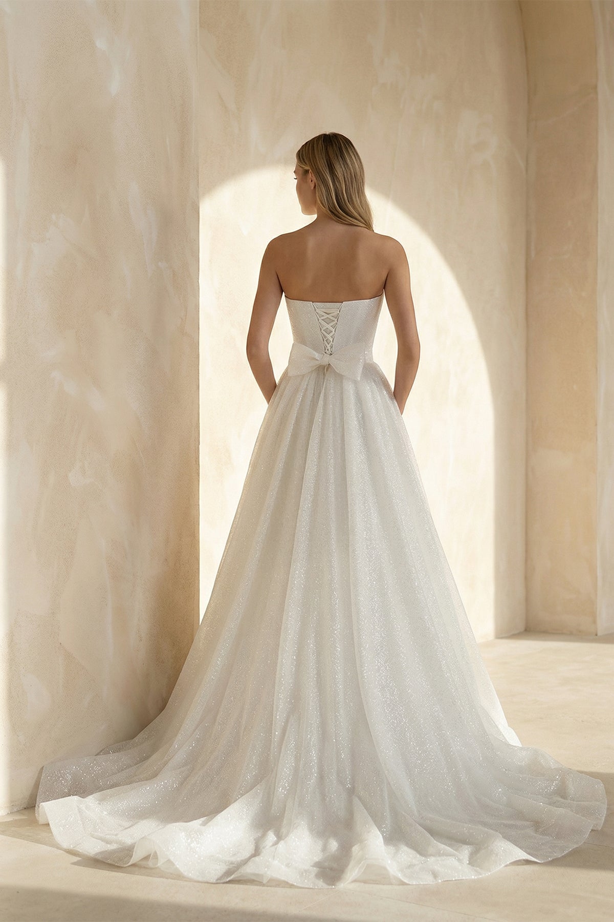 A Line Sweetheart Tulle Wedding Dress in White